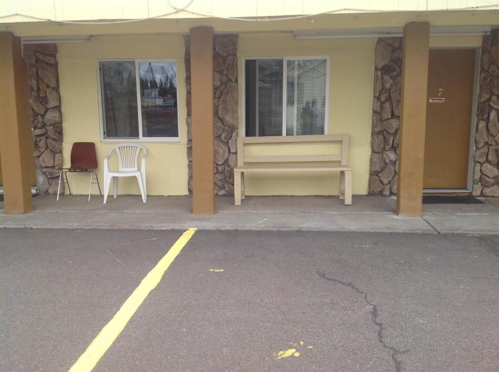 Budget Inn Motel Шемоулт Екстер'єр фото